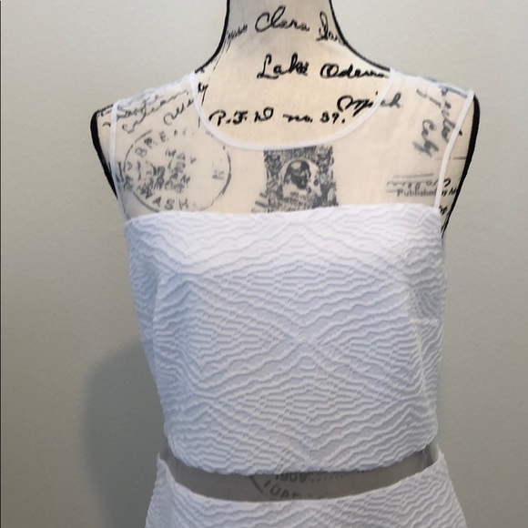 Calvin Klein white sleeveless dress size 10 NWT - Picture 2 of 8